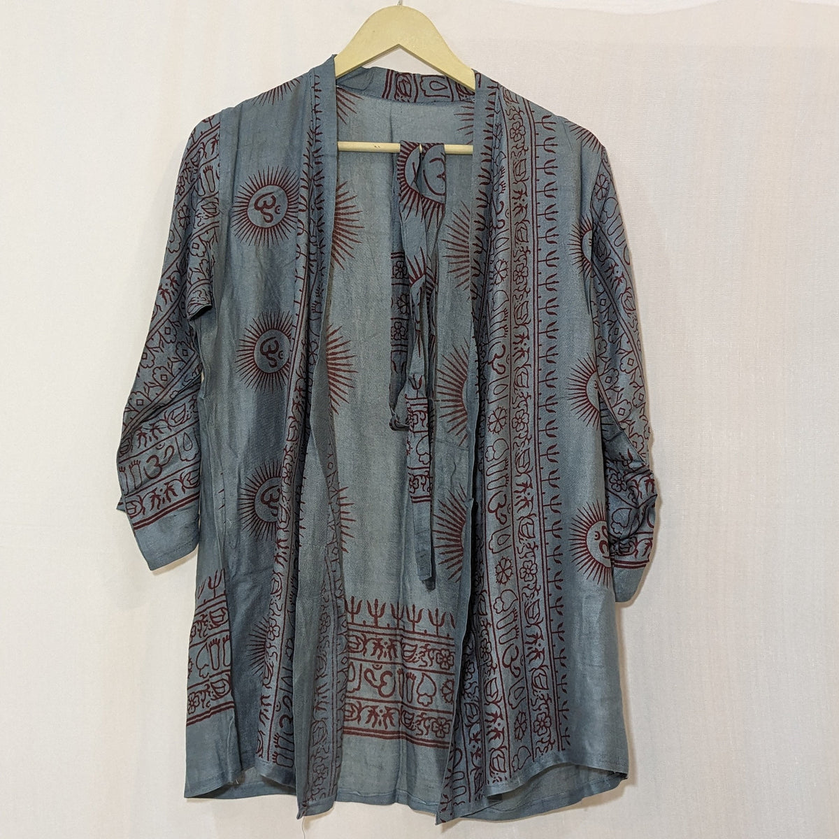 Om Print Shrug , Shirt kimono , Handmade Indian Style Clothing , Comfy Boho Style, Unisex Festival Tunic, Unique Hand Block printed